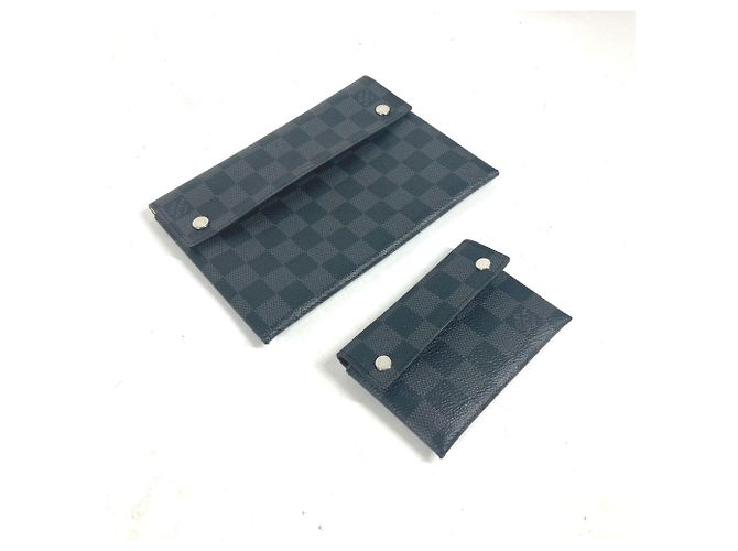 Set di borse Louis Vuitton Damier Graphite Alpha Triple Pouch Nero - vista 6