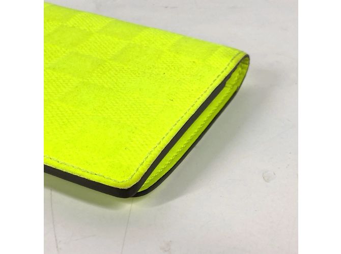 Cartera Larga Brazza Damier Infini Louis Vuitton Amarillo - vista 6