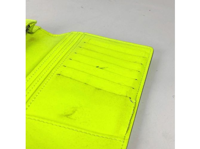 Cartera Larga Brazza Damier Infini Louis Vuitton Amarillo - vista 9
