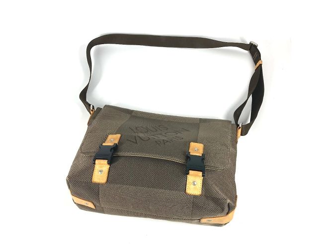Louis Vuitton Damier Geant Roux Flap Bag Khaki - view 10