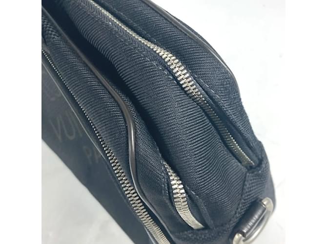 Borsa Louis Vuitton Damier Geant Nero - vista 13