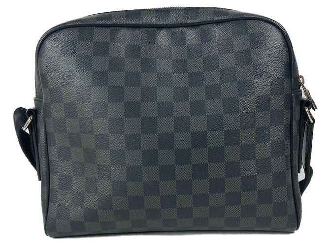 Borsa Dayton PM Damier Graphite Louis Vuitton Nero - vista 2