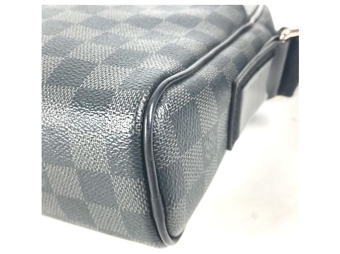 Borsa Dayton PM Damier Graphite Louis Vuitton Nero - vista 6