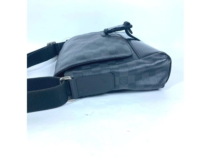 Borsa Messenger PM Damier Graphite Louis Vuitton Nero - vista 3
