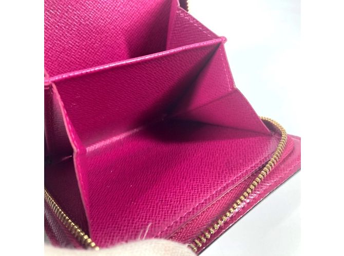 Billetera compacta con cremallera perforada Monogram Louis Vuitton Castaño Rosa Fucsia - vista 10