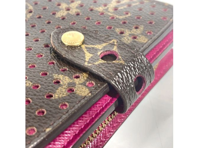 Billetera compacta con cremallera perforada Monogram Louis Vuitton Castaño Rosa Fucsia - vista 7