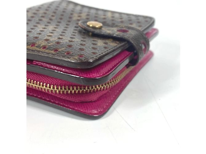 Billetera compacta con cremallera perforada Monogram Louis Vuitton Castaño Rosa Fucsia - vista 8