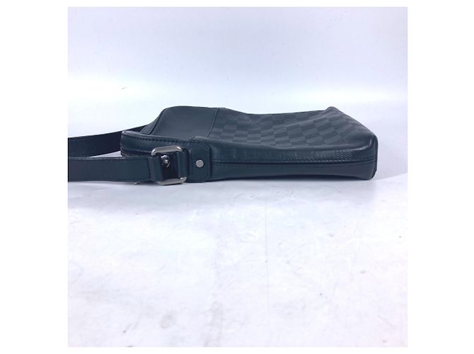 Borsa Pochette District Damier Infini Louis Vuitton Nero - vista 5