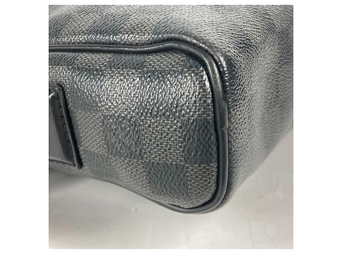 Borsa Dayton PM Damier Graphite Louis Vuitton Nero Blu - vista 6