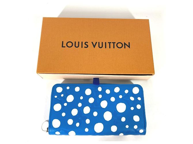 Louis Vuitton Monogram Empreinte Bi-Fold Wallet White Blue - view 17
