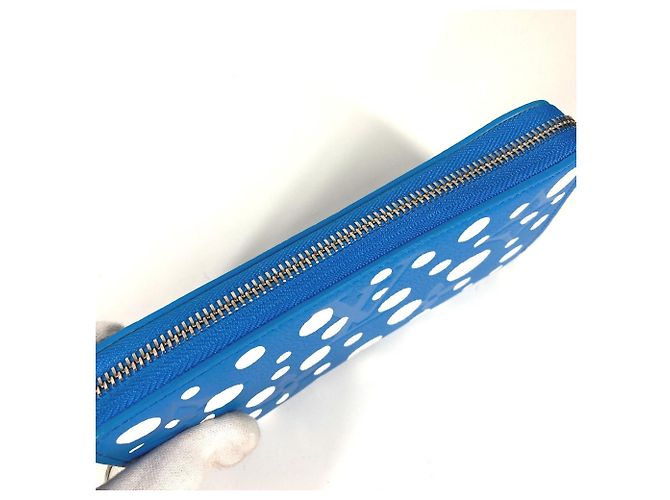 Louis Vuitton Monogram Empreinte Bi-Fold Wallet White Blue - view 4