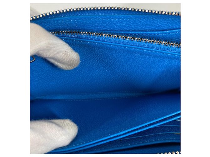 Louis Vuitton Monogram Empreinte Bi-Fold Wallet White Blue - view 9
