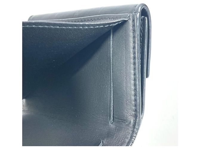 Billetera compacta Discovery Monogram Shadow Louis Vuitton Negro - vista 13