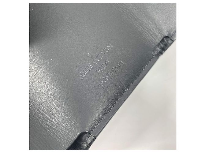 Billetera compacta Discovery Monogram Shadow Louis Vuitton Negro - vista 16