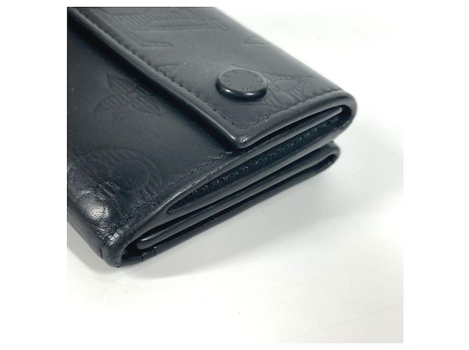 Billetera compacta Discovery Monogram Shadow Louis Vuitton Negro - vista 6