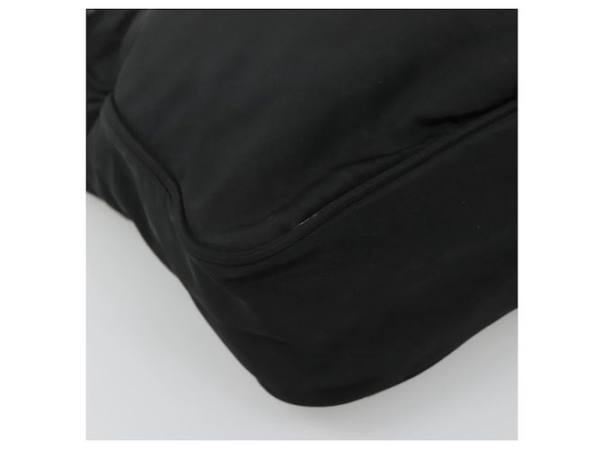 Borsa a Spalla PRADA in Nylon Nero Auth 106791 - vista 14