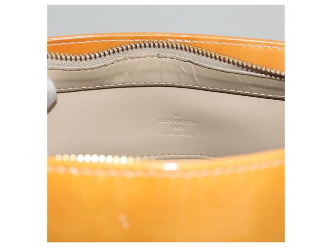 LOUIS VUITTON Monogram Vernis Bolsa de Mano Houston Amarillo M91121 LV Auth BA914 - vista 18