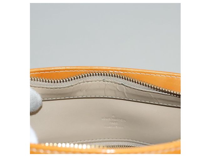 LOUIS VUITTON Monogram Vernis Bolsa de Mano Houston Amarillo M91121 LV Auth BA914 - vista 19