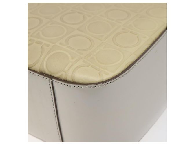 Borsa a spalla in pelle beige Salvatore Ferragamo Auth ac3690 - vista 14