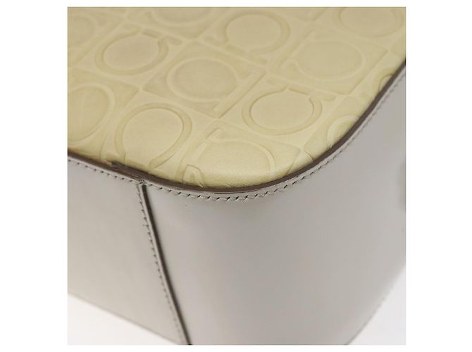 Borsa a spalla in pelle beige Salvatore Ferragamo Auth ac3690 - vista 16