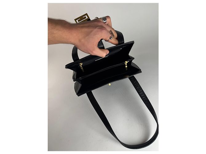 Vintage Givenchy 4G Leder Tasche Schwarz - Ansicht 2