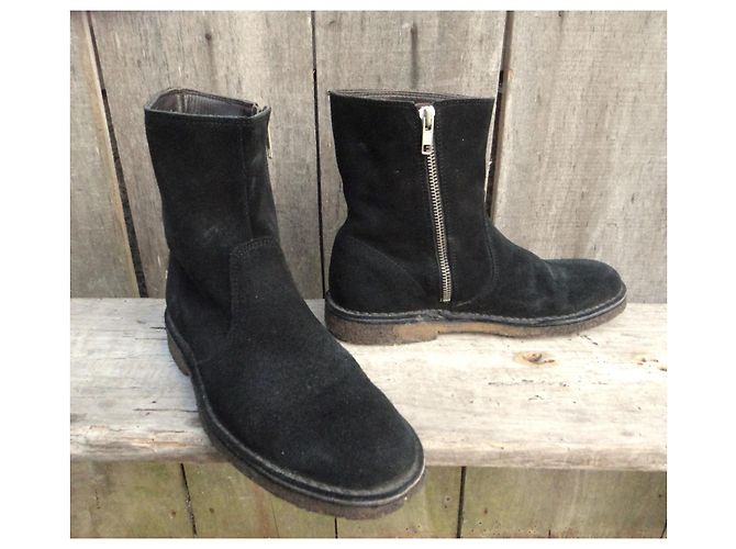 Stivaletti Apc Neri in Camoscio Nero - vista 2
