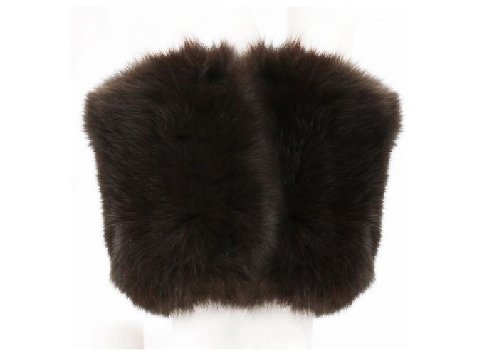 Haselnussbraune Pelzfäustlinge von Saint Laurent - Ansicht 3