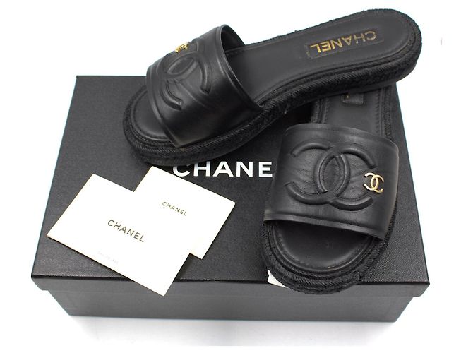 Sandali Chanel in pelle nera Nero - vista 2
