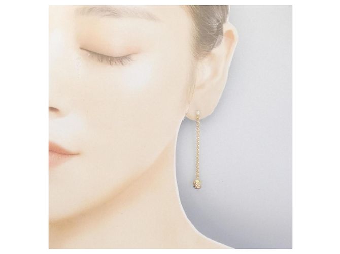 Orecchini Trinity Baby di Cartier D'oro - vista 4