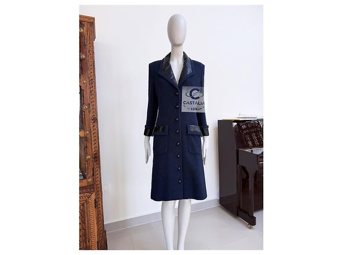 Chanel Abrigo de tweed azul marino con acentos de cuero 38 FR - vista 4