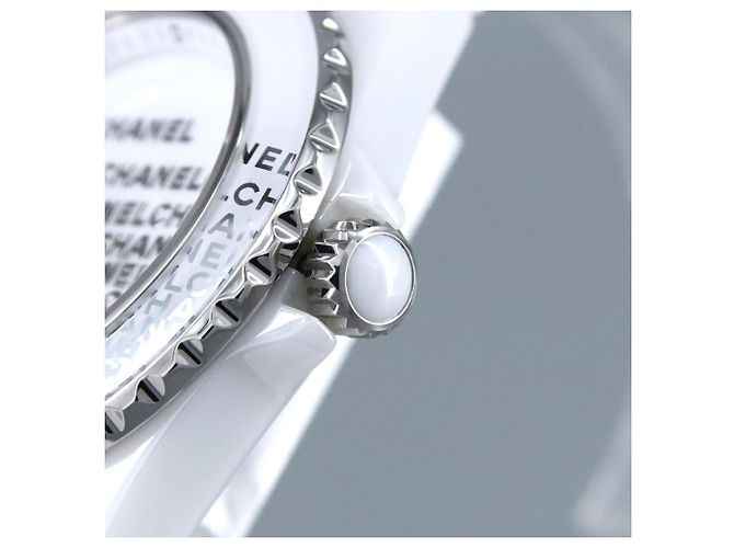 Reloj de pulsera de cerámica Chanel J12 Wanted 33mm - vista 5