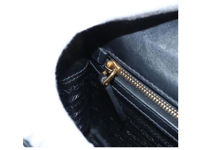 PRADA Borsa a Spalla con Catena in Pelle Grigia Oro Auth bs23951 Marrone D'oro - vista 24