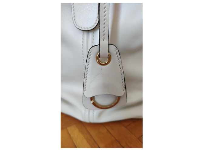 MIU MIU BORSA SHOPPING GRACE LUX IN PELLE. Bianco - vista 11