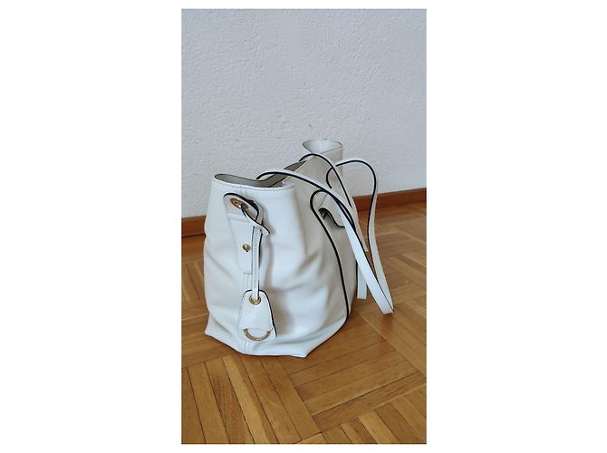 MIU MIU BORSA SHOPPING GRACE LUX IN PELLE. Bianco - vista 4
