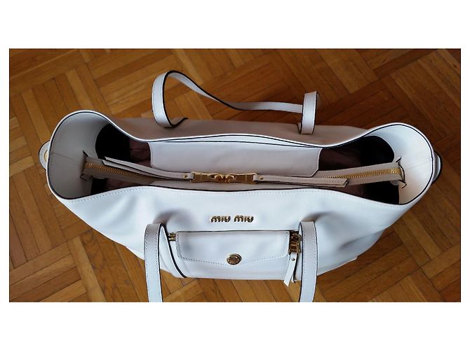 MIU MIU BORSA SHOPPING GRACE LUX IN PELLE. Bianco - vista 5