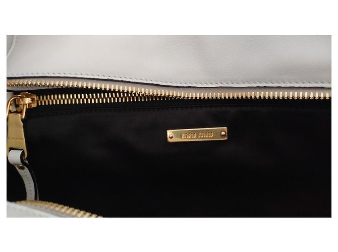 MIU MIU BORSA SHOPPING GRACE LUX IN PELLE. Bianco - vista 6