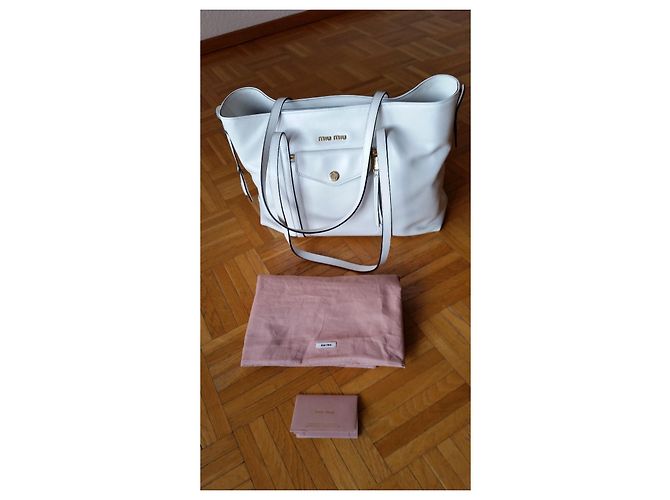 MIU MIU BORSA SHOPPING GRACE LUX IN PELLE. Bianco - vista 8