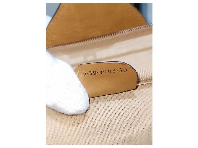 Valigia Gucci Micro GG Marrone Pelle e Tela - vista 13