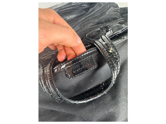 Nightingale Vintage Givenchy Nightindale Patelleder-Felltasche schwarz - Ansicht 11
