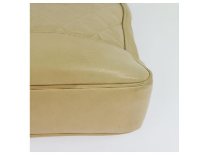 CHANEL Borsa a Spalla Matelassé con Catena in Pelle di Agnello Beige Oro CC Auth bs23535 D'oro - vista 17