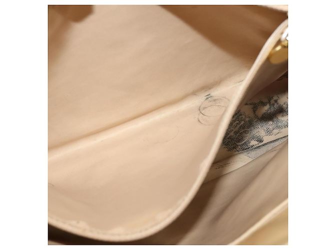 CHANEL Borsa a Spalla Matelassé con Catena in Pelle di Agnello Beige Oro CC Auth bs23535 D'oro - vista 21