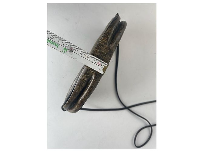 Céline Vintage Celine Triomphe Umhängetasche aus Leder braun grün - Ansicht 11