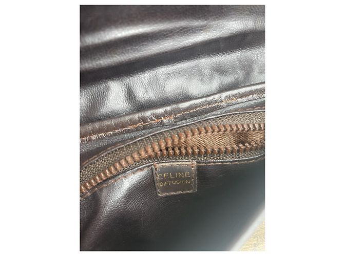 Céline Vintage Celine Triomphe Umhängetasche aus Leder braun grün - Ansicht 2