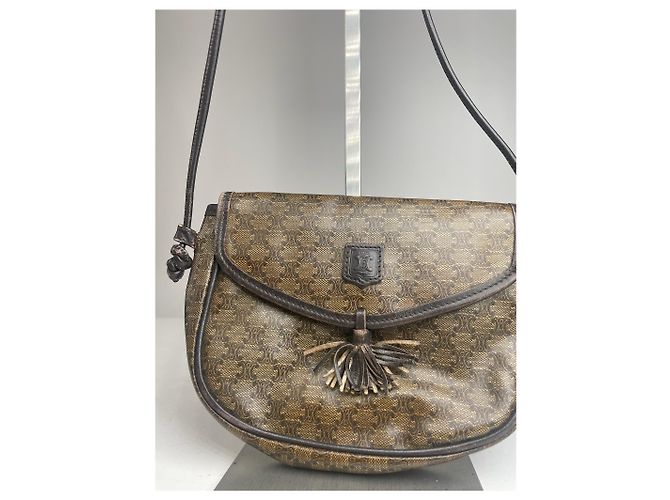 Céline Vintage Celine Triomphe Umhängetasche aus Leder braun grün - Ansicht 8