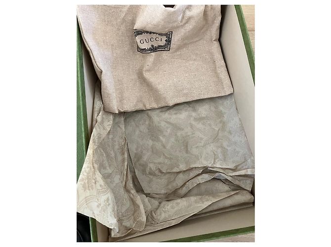 Stivaletti Biker Gucci in Pelle d'Agnello Nera con Dettagli Dorati - vista 10