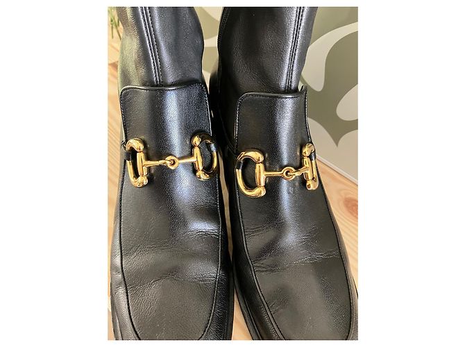 Stivaletti Biker Gucci in Pelle d'Agnello Nera con Dettagli Dorati - vista 8
