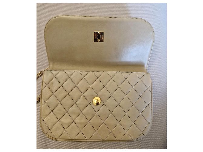Timeless Borsa Chanel Double Flap in pelle d'agnello beige - vista 8