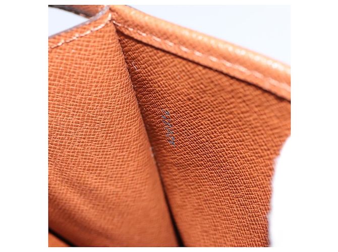 LOUIS VUITTON Monogram Bordeaux 27 Borsa a Spalla M51797 LV Auth EC965 Monogramma - vista 12