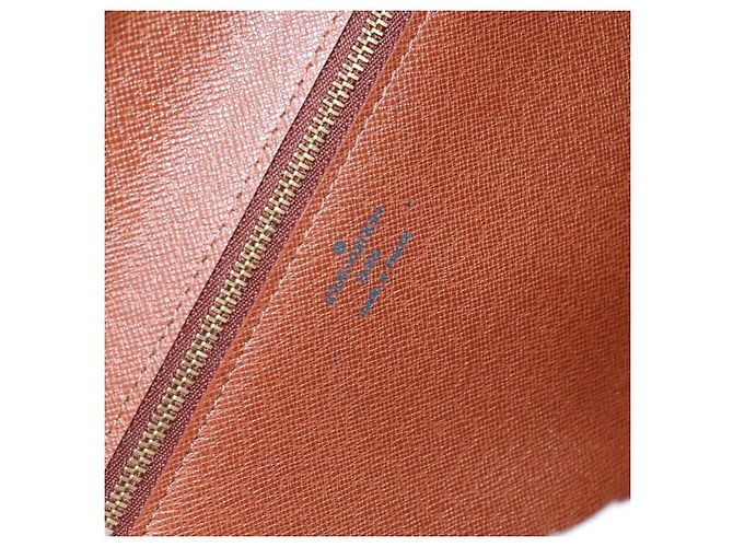 LOUIS VUITTON Monogram Bordeaux 27 Borsa a Spalla M51797 LV Auth EC965 Monogramma - vista 20