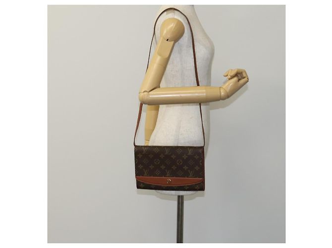 LOUIS VUITTON Monogram Bordeaux 27 Borsa a Spalla M51797 LV Auth EC965 Monogramma - vista 23